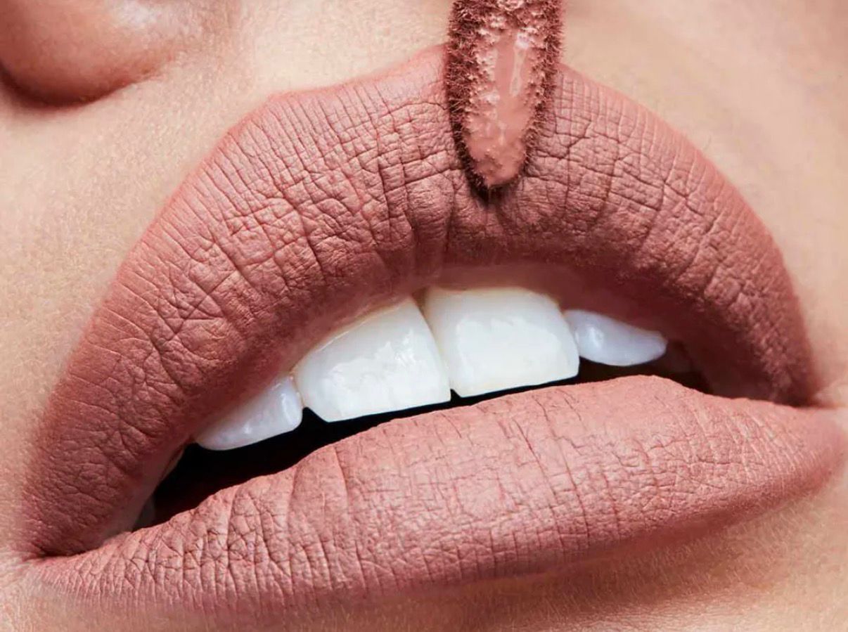 Kiss Me Mini Lipsticks (Set of 7)