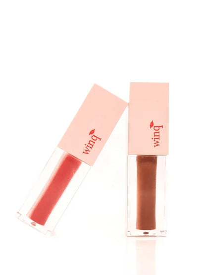 Gloss Duo infused with jojoba oil and cocoa butter